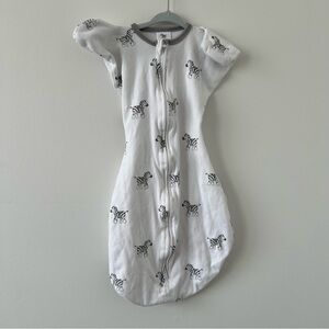 Amazing baby Sack Half-Length Sleeves & Cuffs 3-6 Mo Medium (14-21 Pound